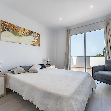 Roble Villa