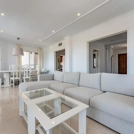 Roble Villa Benalmadena