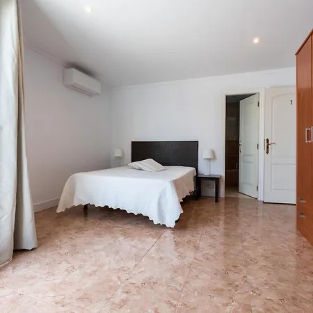 Roble Villa